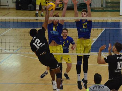 מכבי ת"א בחצי גמר הפלייאוף (רינת ורדי, איגוד הכדורעף)