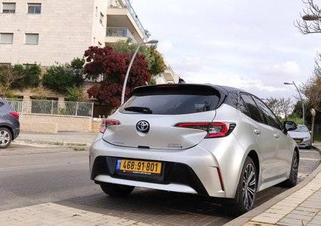 הקורולה במרבץ הטבעי שלה