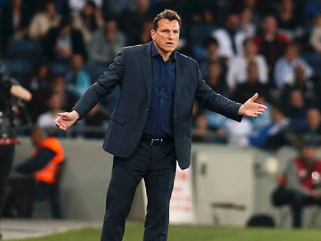 צוות אוסטרי מורחב. הרצוג (אלן שיבר)