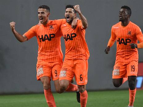 יסיימו עונה עם גביע? (ברני ארדוב)