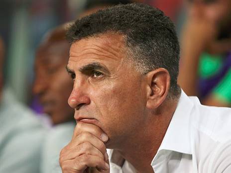 בלבול, ספג ביקורת קשה מהשחקנים שלו (אלן שיבר)