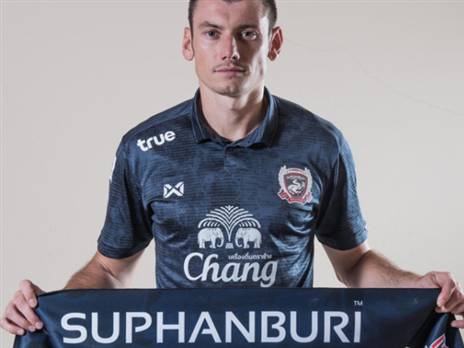 סירושטיין בתאילנד. "היה חשש להגיע באמצע העונה"