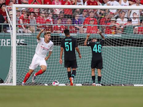 פוצו חוגג ניצחון יוקרתי לסביליה (getty)