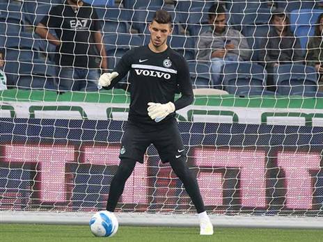 עוד לא חתם על החוזה. גלזר (צילום: יוסי שקל)