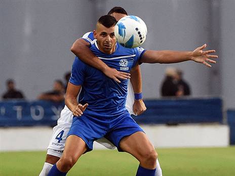 דרבי סוער במושבה (אייל ספקטור)