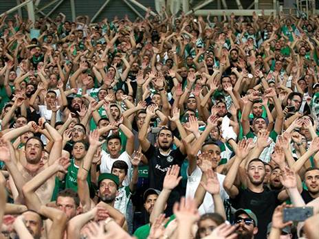 למעלה מ-9,000 אוהדים הגיעו למשחק החוץ (אלן שיבר)