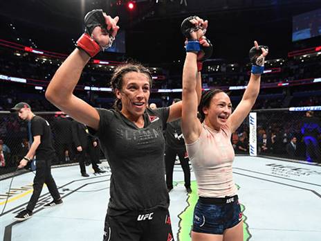 הרבה כבוד בין הלוחמות (getty)