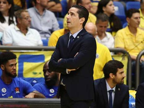 "אנחנו יודעים כמה המשחק חשוב למועדון ולאוהדים". ספרופולוס (צילום: אלן שיבר)