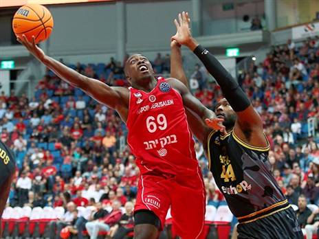 מוכן לסיים את הקריירה בהפועל ירושלים (אלן שיבר)