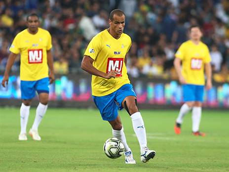 גם הוא לבש את המספר 10. ריבאלדו (אלן שיבר)