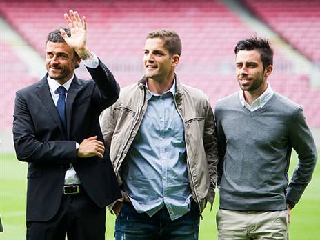 לואיס אנריקה ורוברט מורנו (במרכז), בימים יפים יותר (GETTYIMAGES)