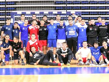 שתי קבוצות הנוער במהלך הסולחה (הדר ואן קולא, איגוד הכדוריד)