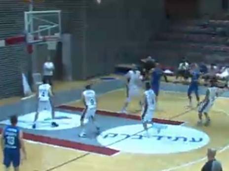 ניצחון חשוב לבני הרצליה