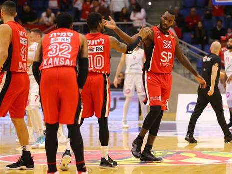 האדומים במהלך ההפסד לב"ש (מנהלת הליגה)