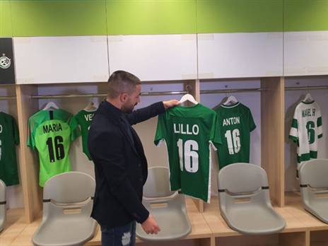 ילבש את החולצה עם הספרה 16 על הגב (האתר הרשמי של מכבי חיפה)