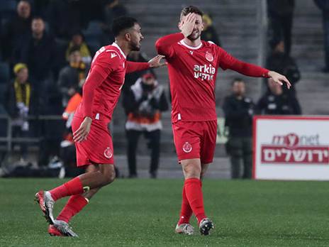 אלטמן חוגג את השער (דני מרון)