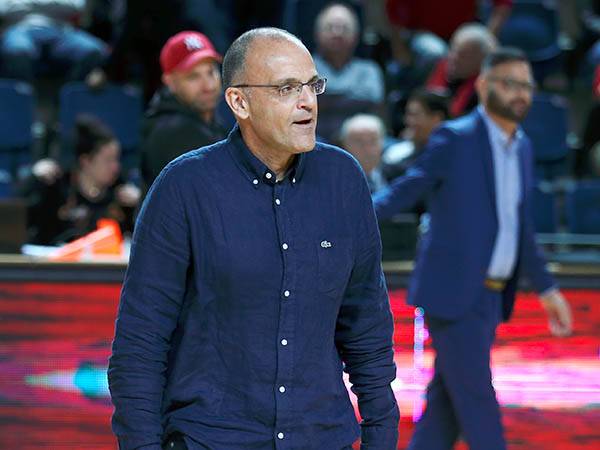 בית הלחמי. "יש לי הרבה כבוד אליו" (אלן שיבר)