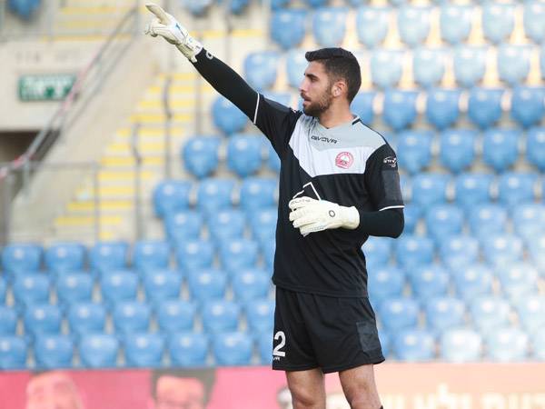 יירד לספסל. צור (אודי ציטיאט)