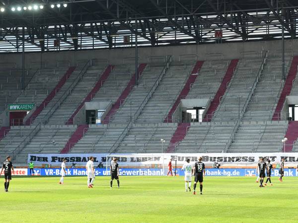 יש כדורגל, רק הקהל חסר (GETTY)