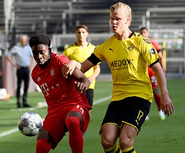 הולאנד לא הסתדר עם ההגנה הבווארית. (GETTY)