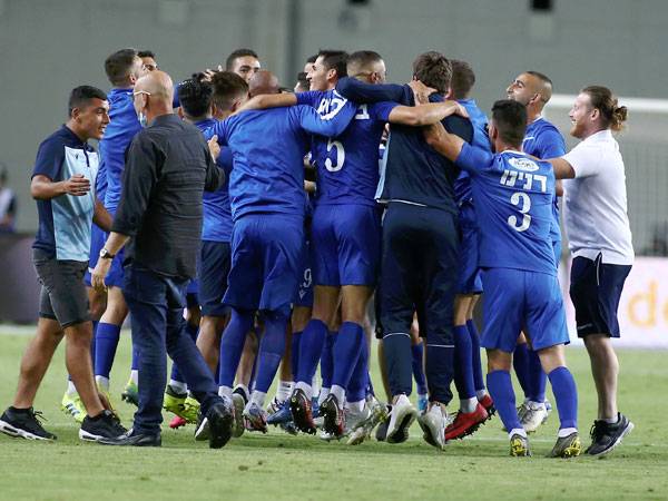 "האמנו שאפשר". לידור כהן על חבריו (צילום: אלן שיבר)