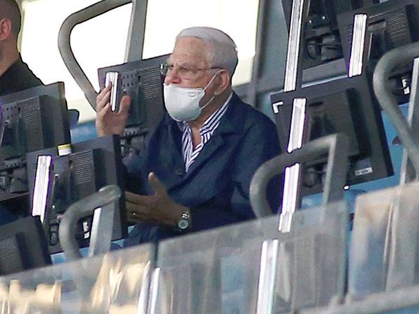 שחר. בכר האיש הנכון בזמן הנכון? (אלן שיבר)