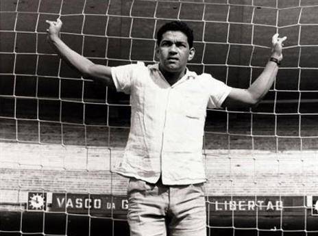 גארינצ'ה. לקח את ברזיל על הגב (Getty)