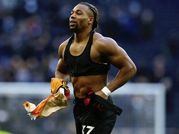 מעל כולם. טראורה (Getty)