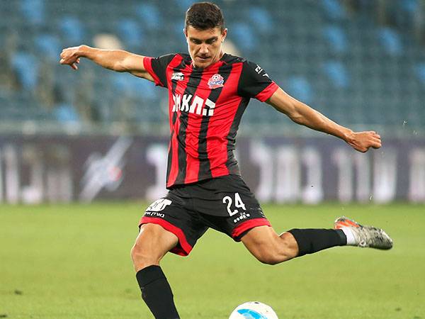 לירן סרדל מחכה לאחיו (אלן שיבר)