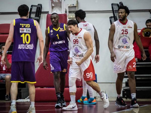 דאבל-דאבל מרשים במשחק השני מול חולון (מנהלת הליגה)