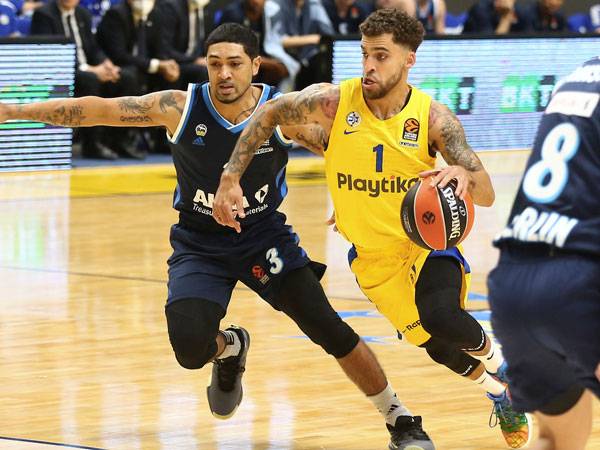 ווילבקין. פתיחה סולידית לעונה (אלן שיבר)