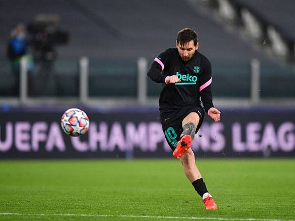 הדרך לממן את החובות. מסי (GETTY)