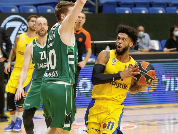 גם דורסי לא ריחם (אלן שיבר)