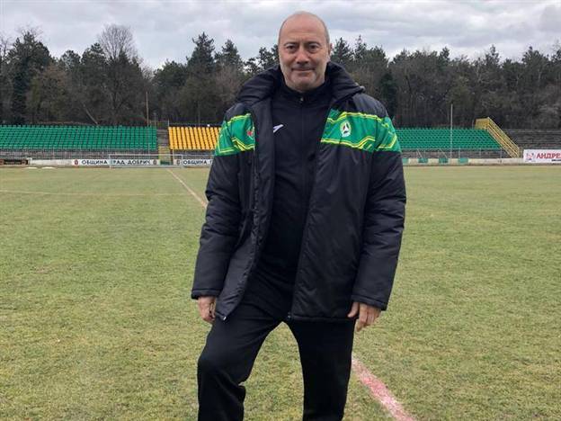 "דרך אשדוד כמעט הגעתי למונדיאל". אמיל וולב (צילום מתוך האלבום הפרטי)