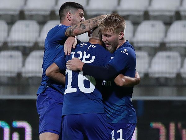 חולמים בגדול. (צילום: דני מרון)