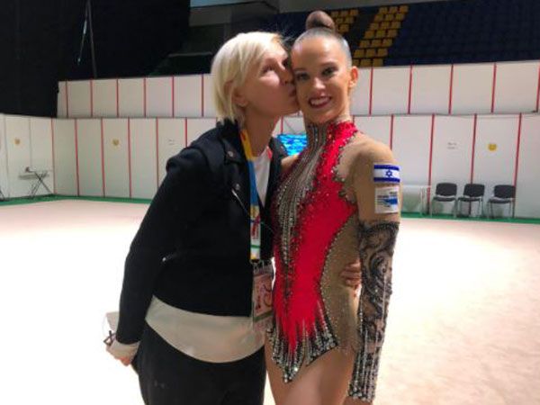 זליקמן, סיפקה תחרות חיובית מאוד גם כן (באדיבות איגוד ההתעמלות