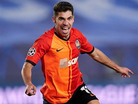 מלא במחמאות למכבי ת"א. סולומון (אלן שיבר)