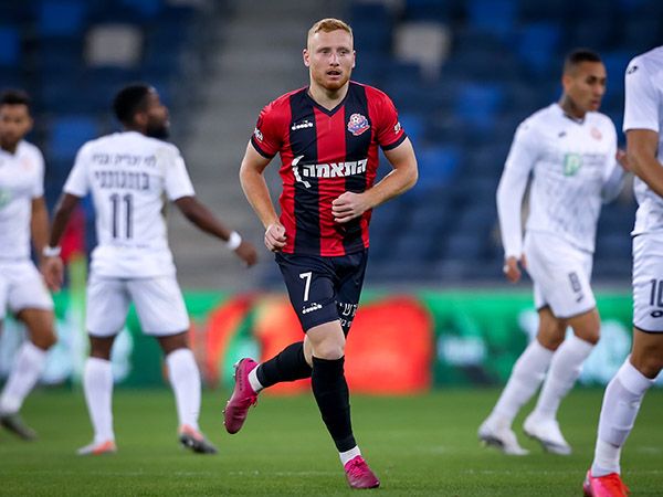 ומיד לאחר מכן עידו שחר פגע בקורה (מאור אלקסלסי)