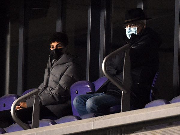 ירד לחדרי ההלבשה. שחר (צילום: ברני ארדוב)