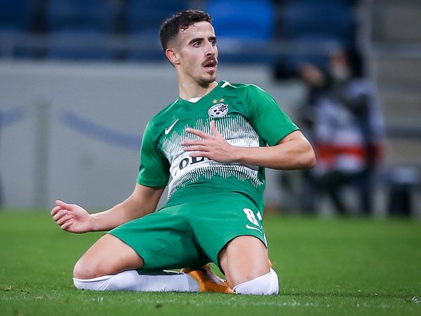 מעל כולם. חזיזה (מאור אלקסלסי)