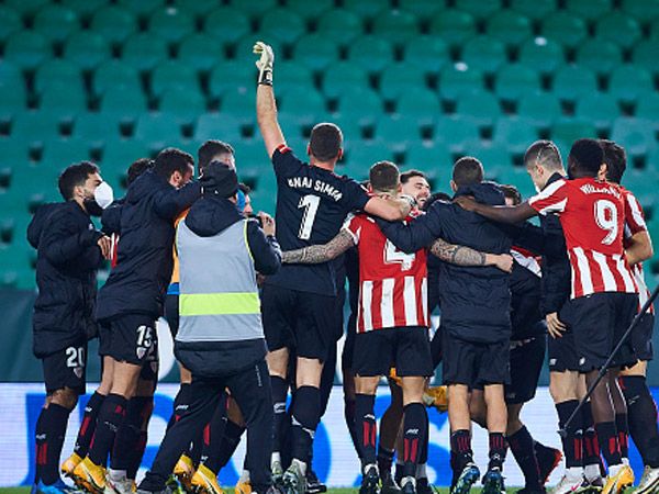 בילבאו ואונאי סימון חוגגים העפלה דרמטית לחצי גמר הגביע (Getty)