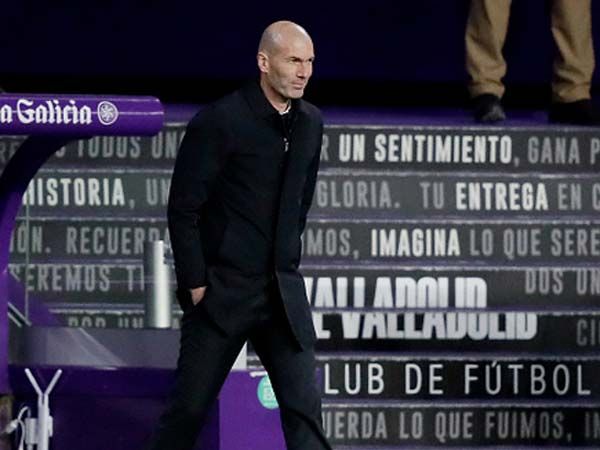 הבלאנקוס התקרבו ליריבה העירונית (getty)