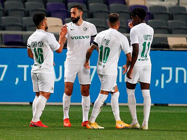 בזכות שער אדיר של רודריגס (אלן שיבר)