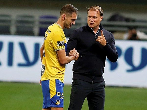 ואן לוון חוגג ניצחון תשיעי ברצף בליגה (אלן שיבר)