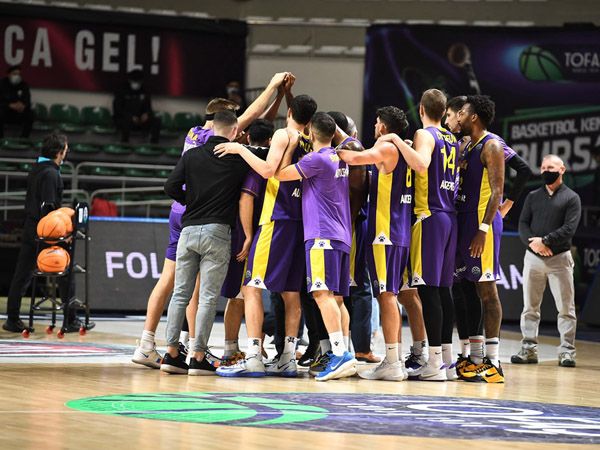 חגיגה בסגול (IBA)