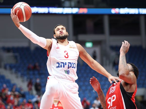 מקאלום. הופתע (מנהלת הליגה)