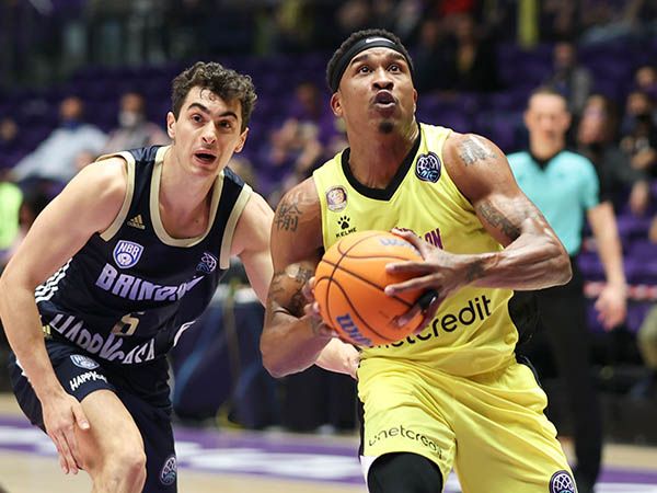 מגי, יכולת יותר טובה של המקומיים בחצי השני (דני מרון)