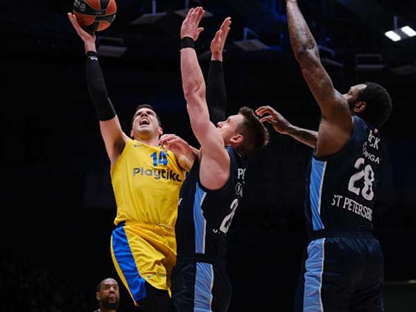 מכבי התקשתה לכל אורך ההתמודדות (Getty)