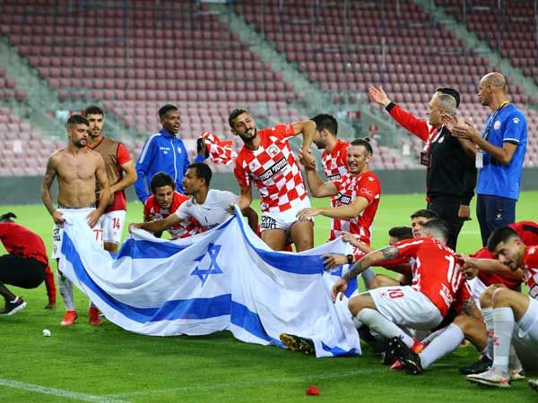 (לירון מולדובן)