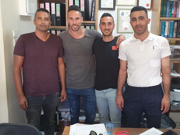 גד עמוס. רכש מסקרן לסכנין